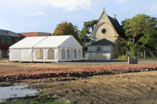 Tente pour pose de première pierre a Deauville